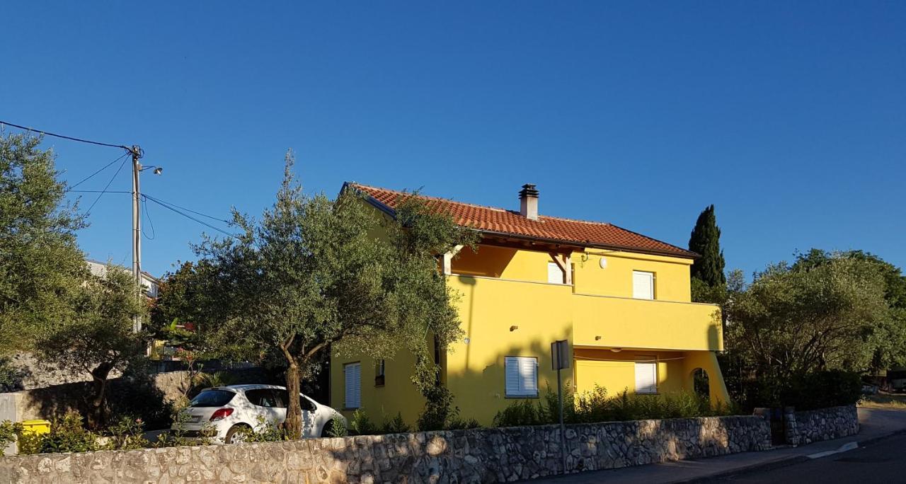 Apartmani Ljerka Malinska Esterno foto