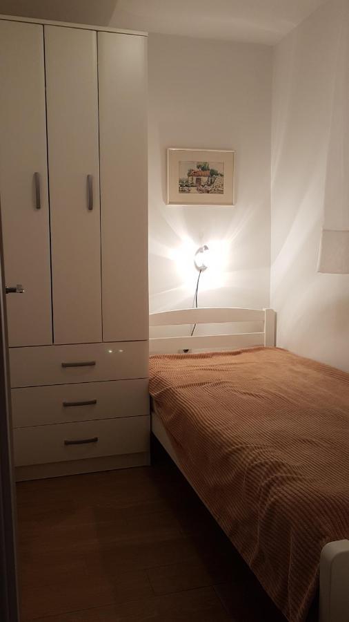 Apartmani Ljerka Malinska Esterno foto