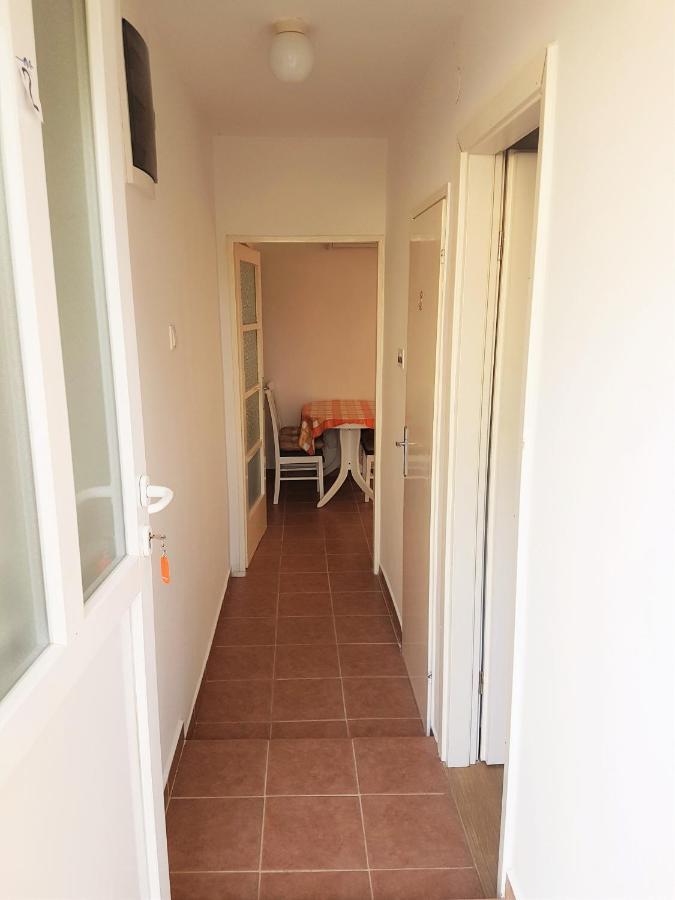 Apartmani Ljerka Malinska Esterno foto
