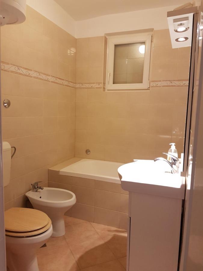 Apartmani Ljerka Malinska Esterno foto