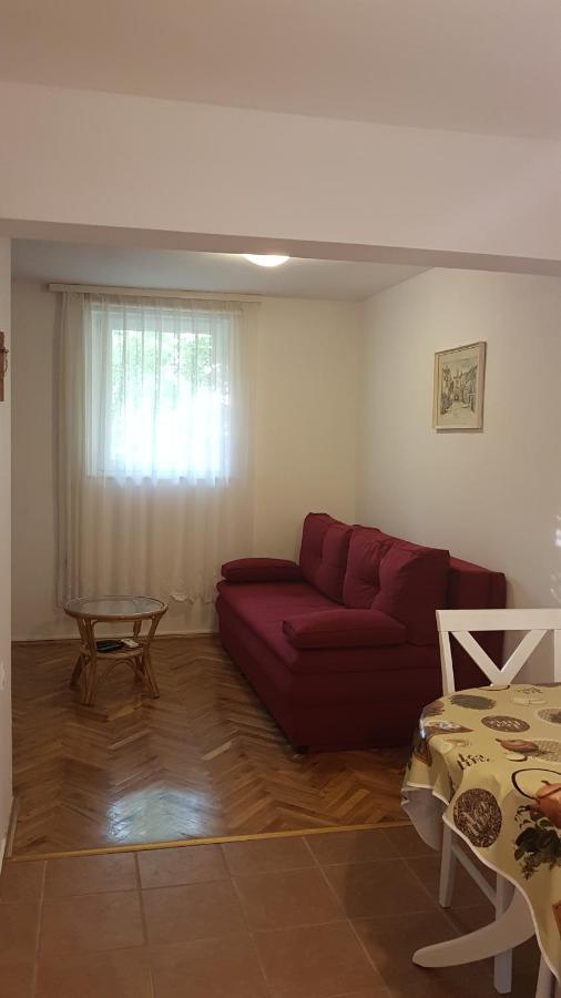 Apartmani Ljerka Malinska Esterno foto