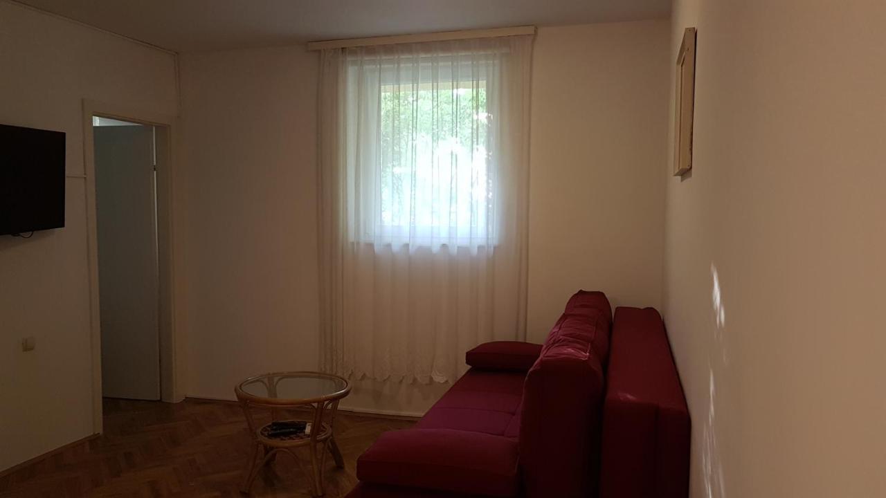 Apartmani Ljerka Malinska Esterno foto